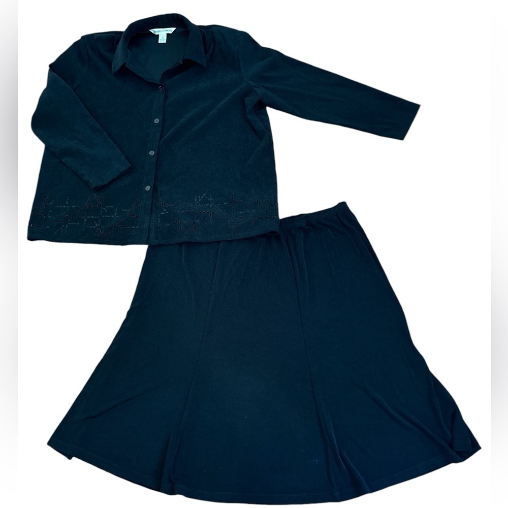 Elegant Black Skirt Set